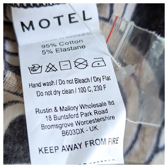 MOTEL Retro Print Low Back Mini Dress Size S - Picture 9 of 9